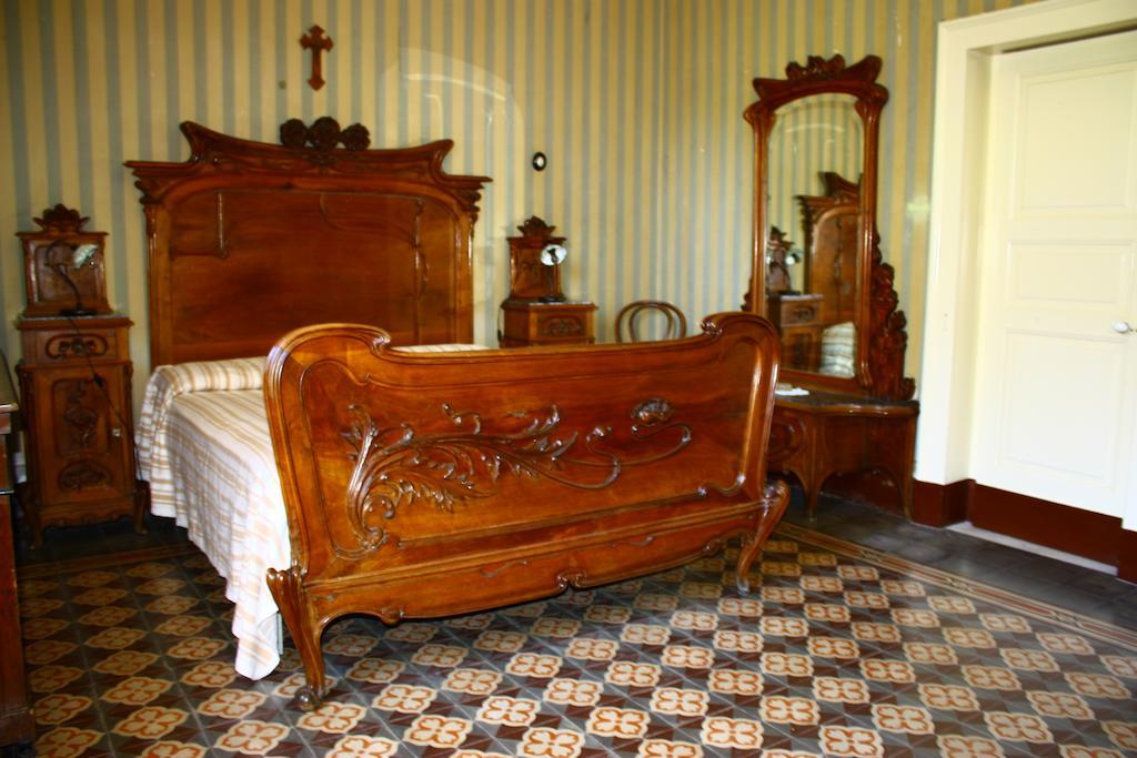 B&B Sotto I Pini Zafferana Etnea Phòng bức ảnh
